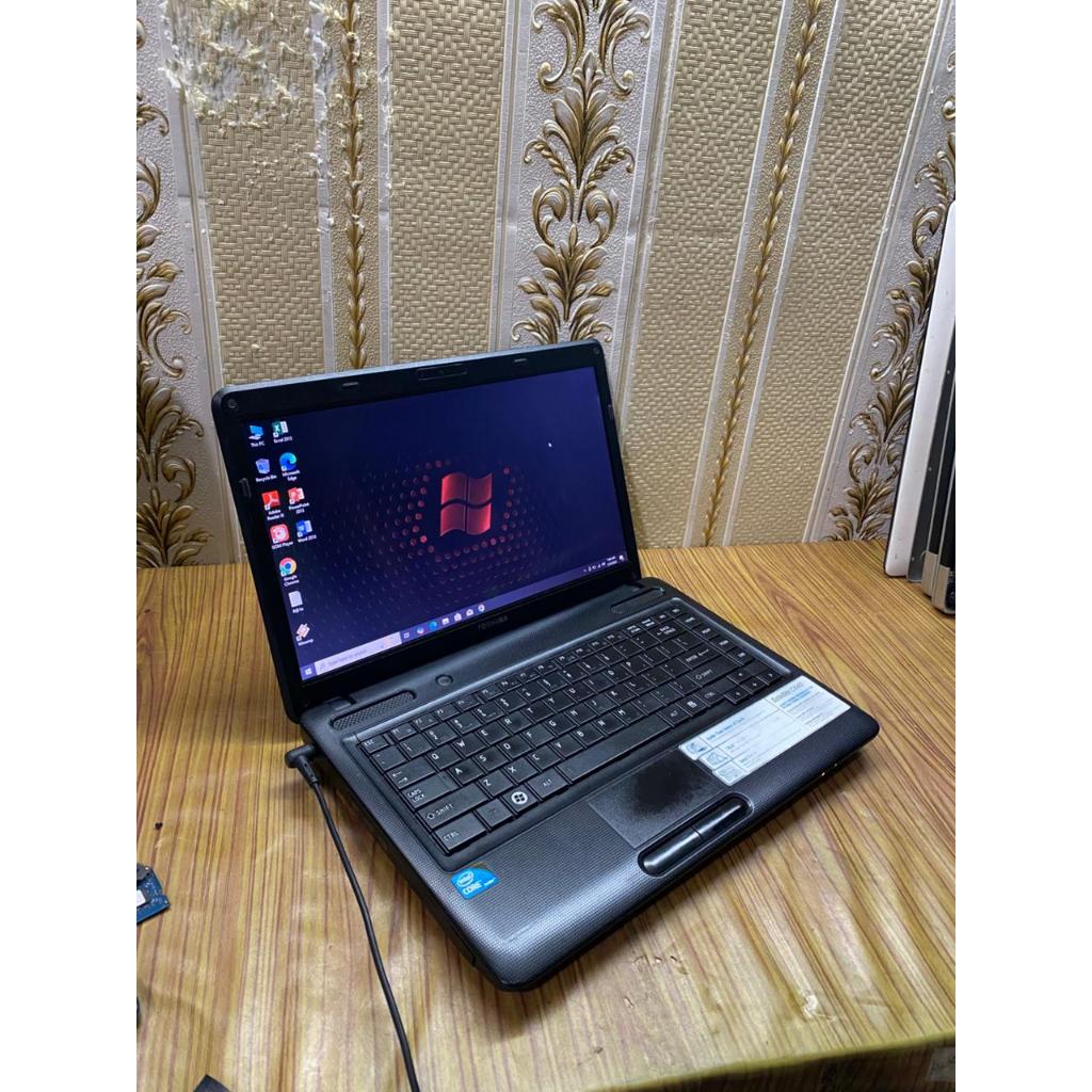 Ready Laptop Toshiba C640 Spesifikasi: -Prossesor Intel Core i5 CPU M 430 @2.27GHz -Ram 4 GB -HDD 50