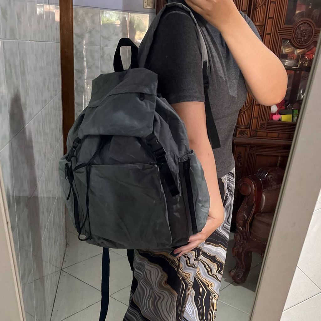 Ransel Grey Unisex | Cowok Cewek bisa pakai | Tas Nylon Anti Air Banyak Kantong | Preloved Bekas Pri