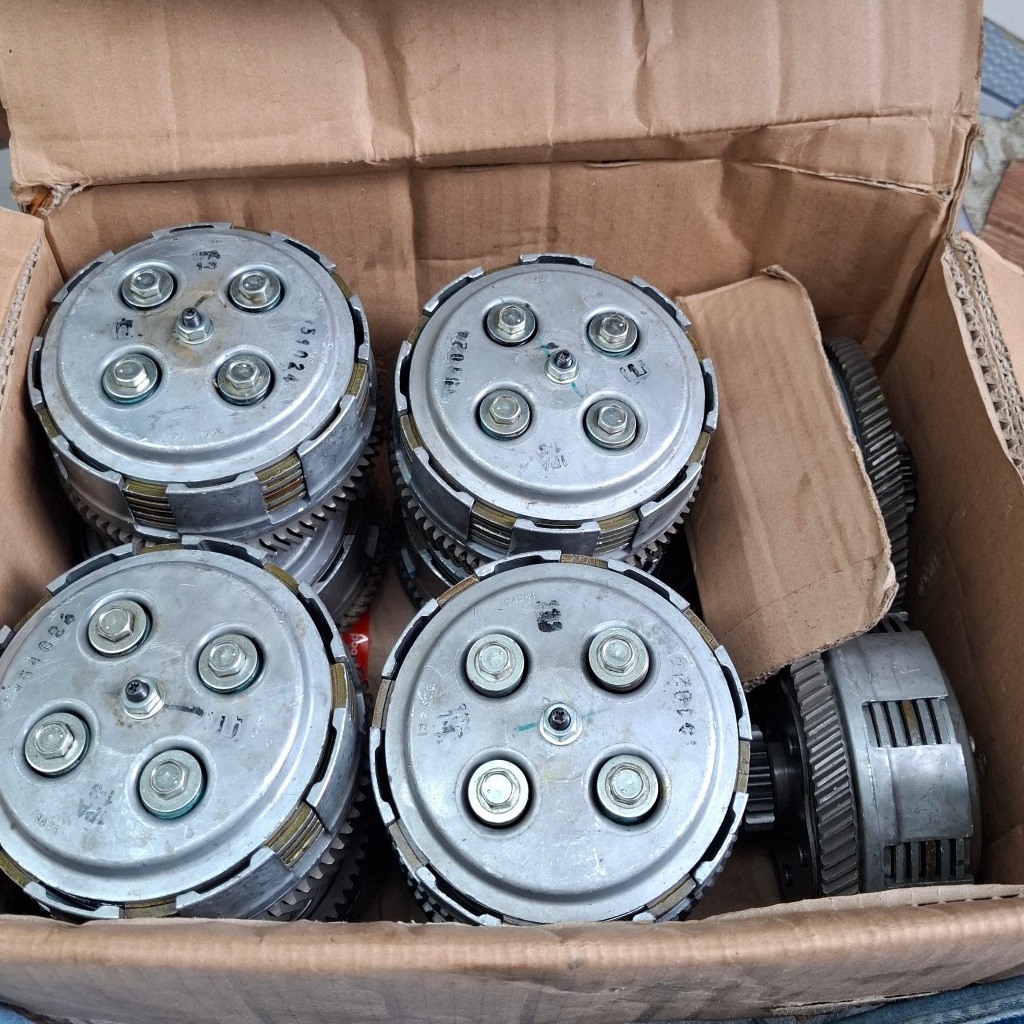 Rumah kopling vixion new jupiter mx new satu set kaki 4 kampas kopling original