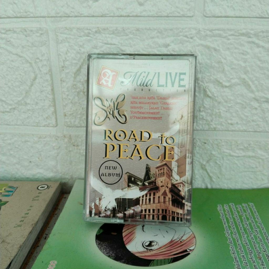kaset pita  slank road to peace