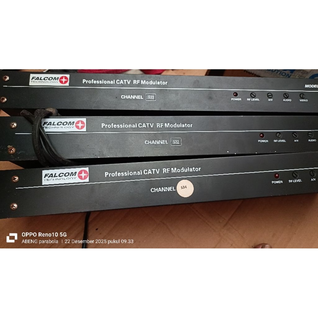 CATV RF MODULATOR FALCOM model E-203