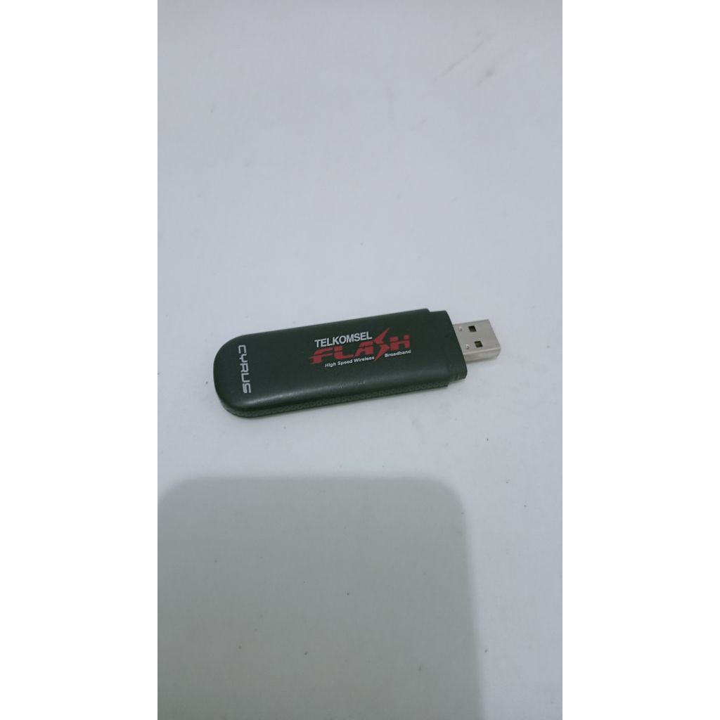 Modem Internet GSM Wifi Telkomsel Flash Cyrus