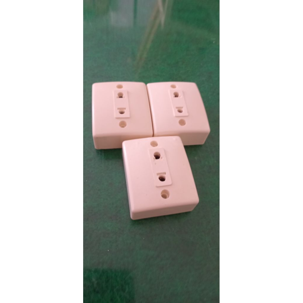 stop kontak colokan kjyc Tempel dinding