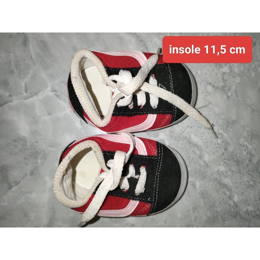 (pl) sepatu anak