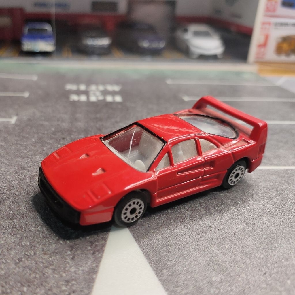 Diecast Ferrari F40 1/64 Murah Meriah