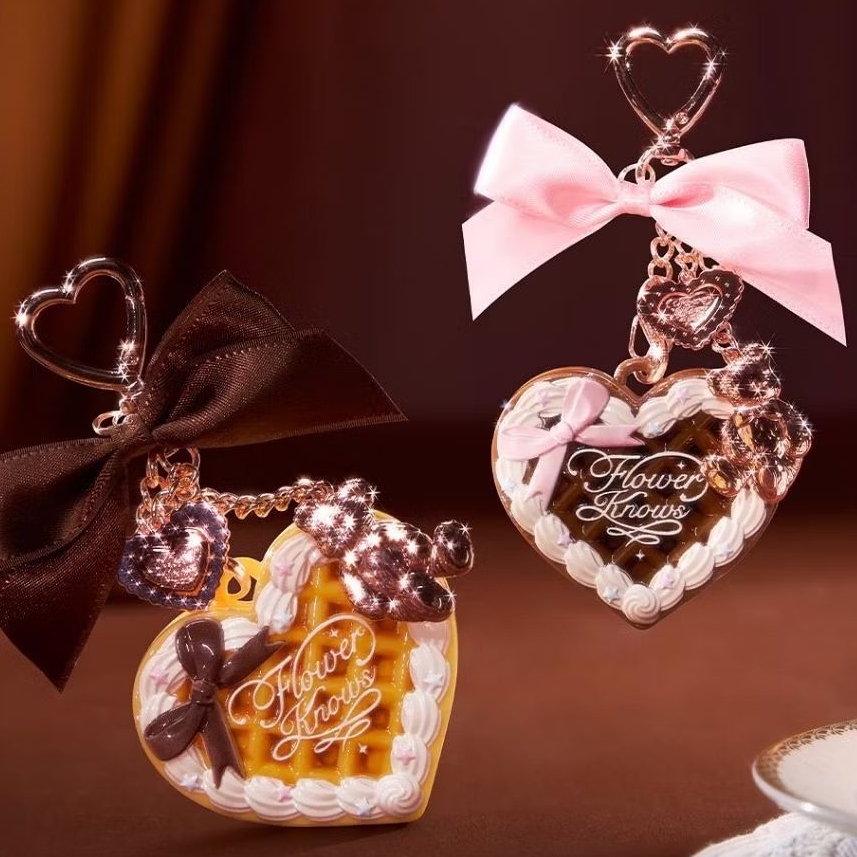 QSB [READY] Flower Knows The Sweetie Bear Setting Powder Charm | Keychain Set Bag Charm | Aksesoris 