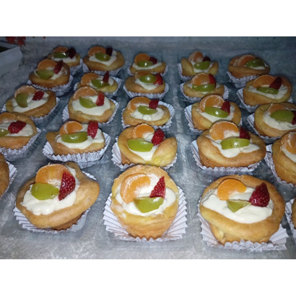 Soes Buah / Sus Buah Fla Diplomat Cream