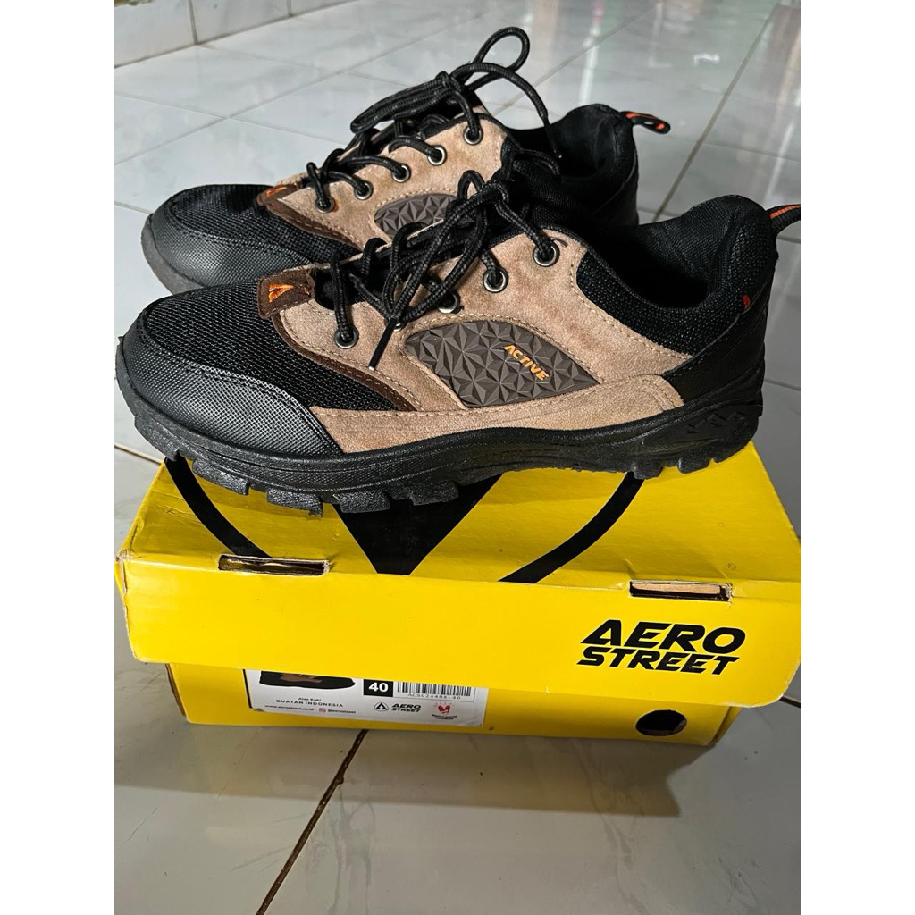 sepatu gunung aerostreet