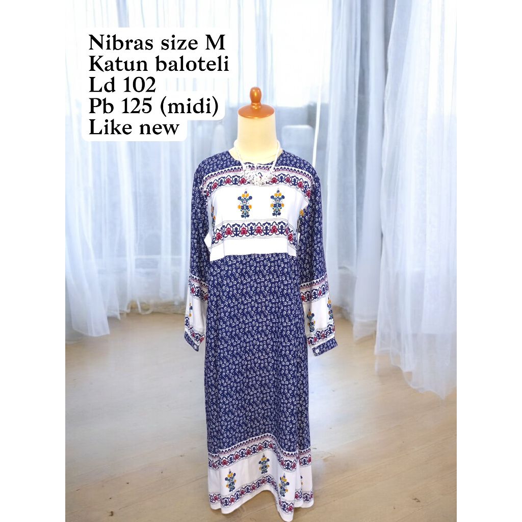 PL tapi baru (belum pernah dipakai hanya dicuci) Gamis Midi Nibras Like New