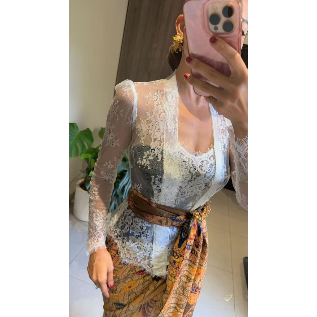 Kain kebaya brokat imp**t premium UK 1.6M original by Djuwita Kebaya