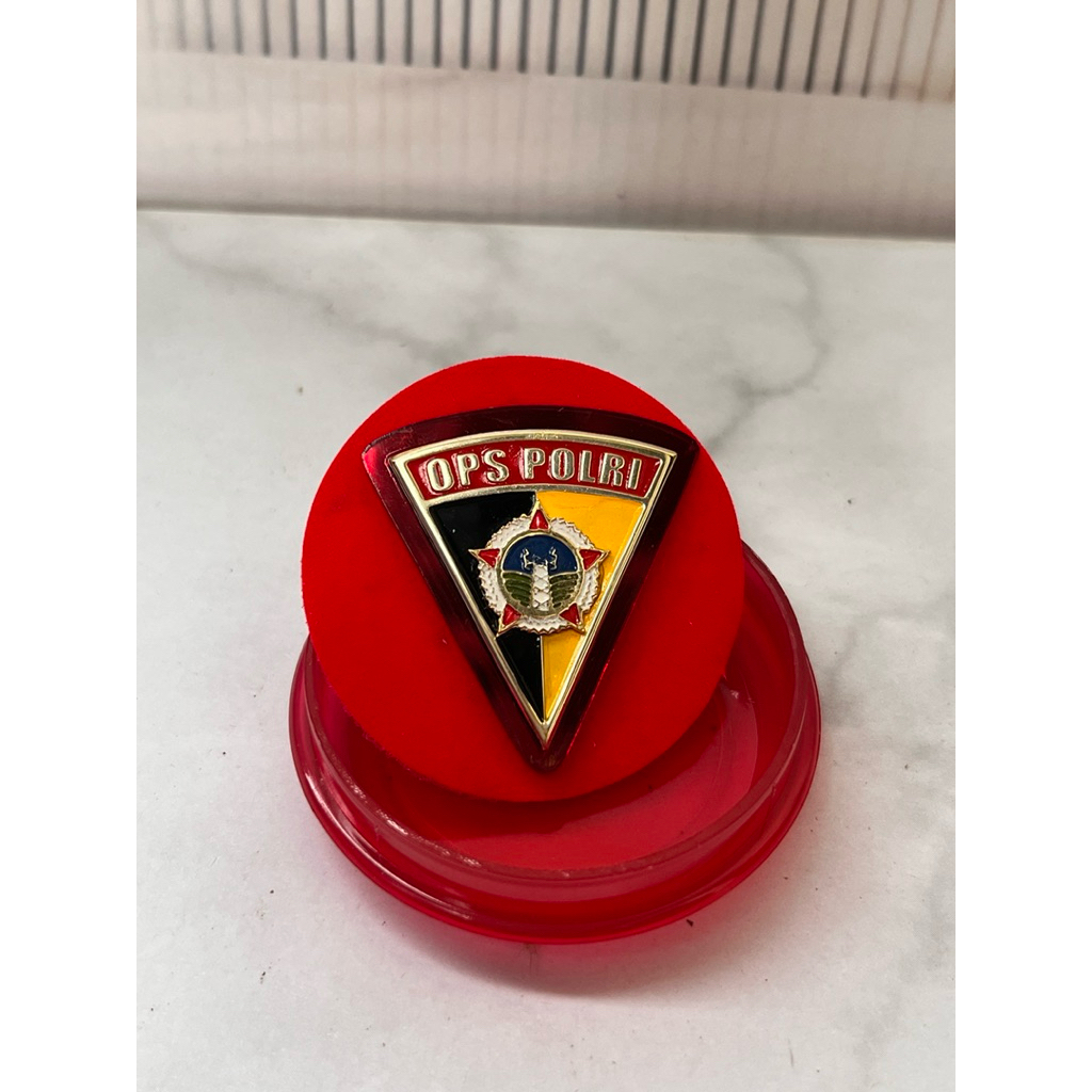 PIN OPS POLRI TERBARU PREMIUM | PIN SAKU LOGO BAG OPS POLRI SEGITIGA
