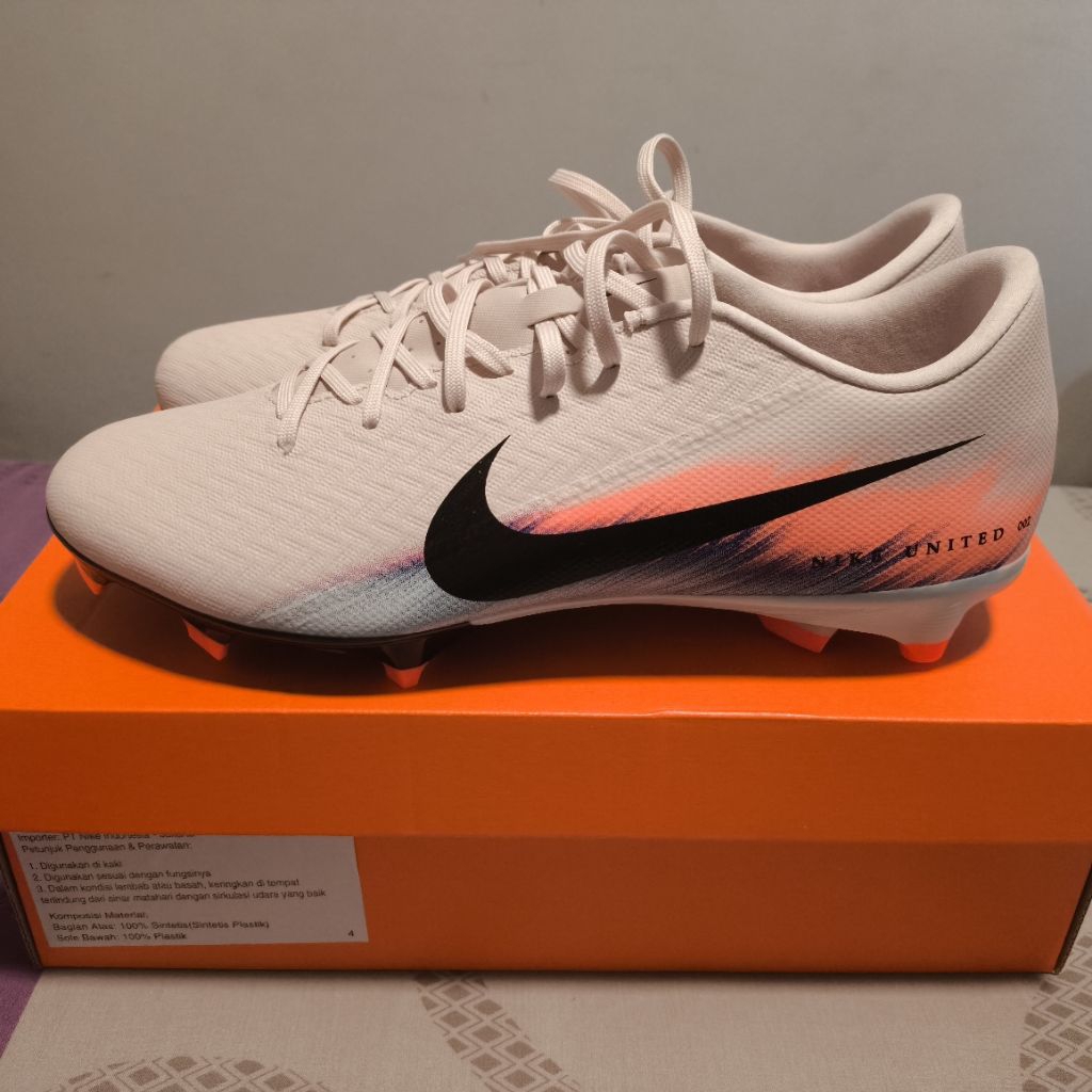 Nike United Mercurial Vapor 16 Academy

