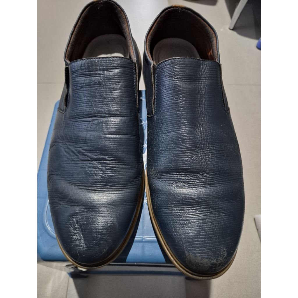 sepatu second slip on CROCODILE size 43/275