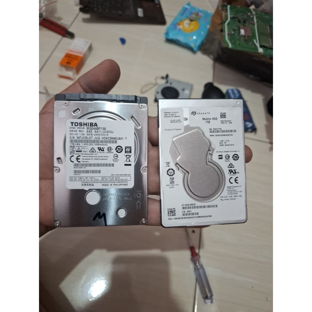 hardisk laptop 1 tera 2 buah
