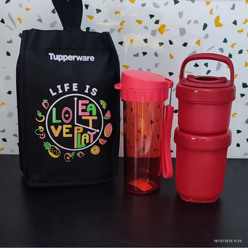 Lunch Box Set Tupperware