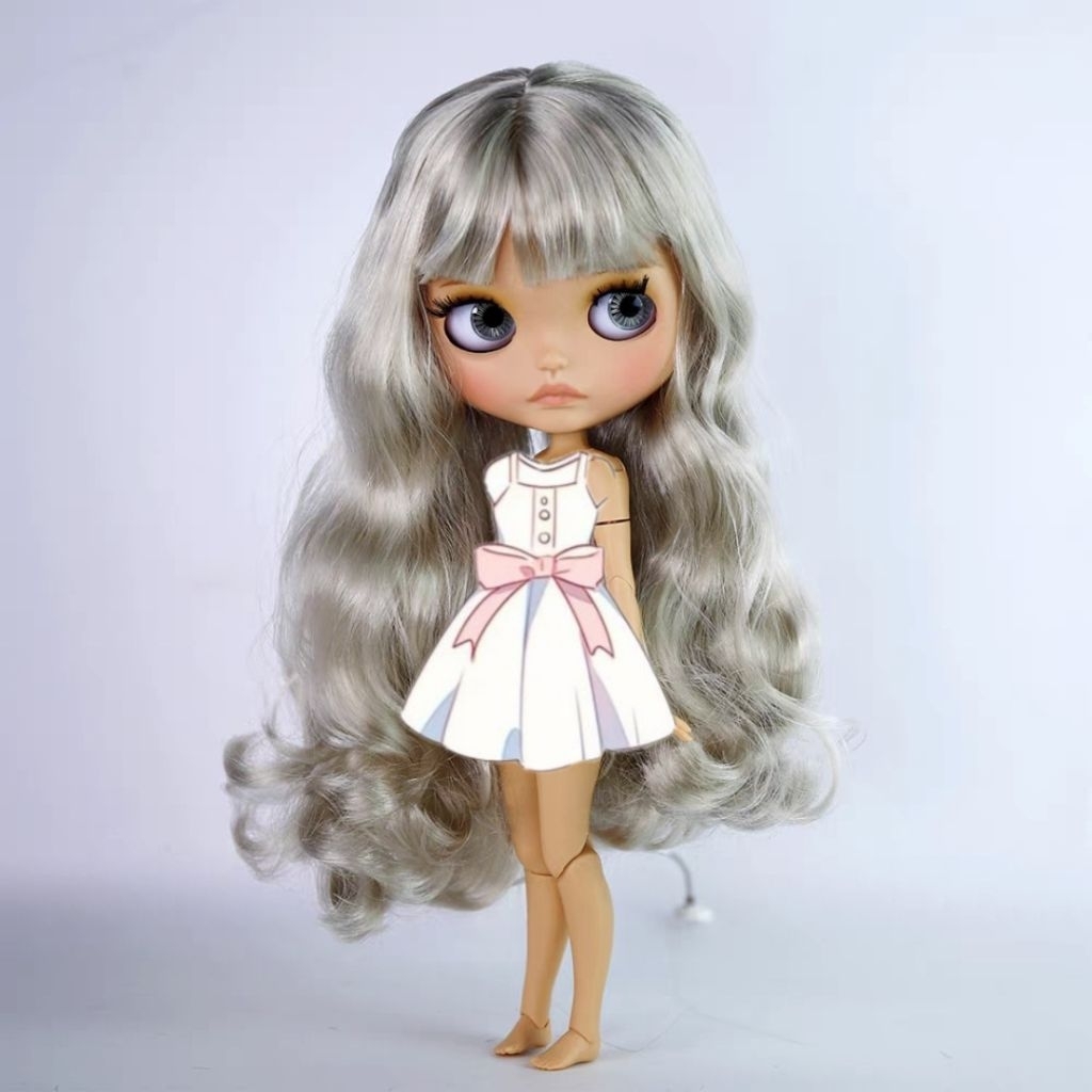 Blythe doll factory Custom tan skin gray hair ready stock with hand set