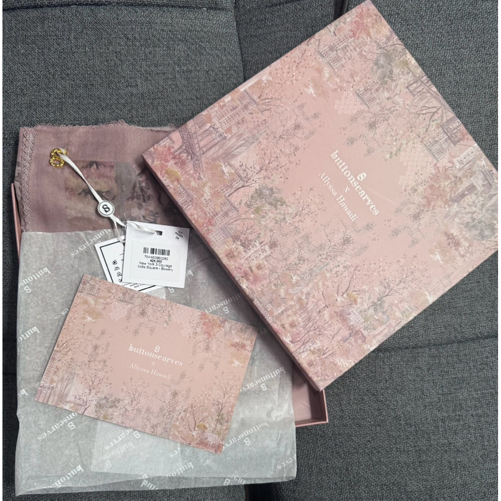 NEW Buttonscarves NewYork 2 Series warna Bowery