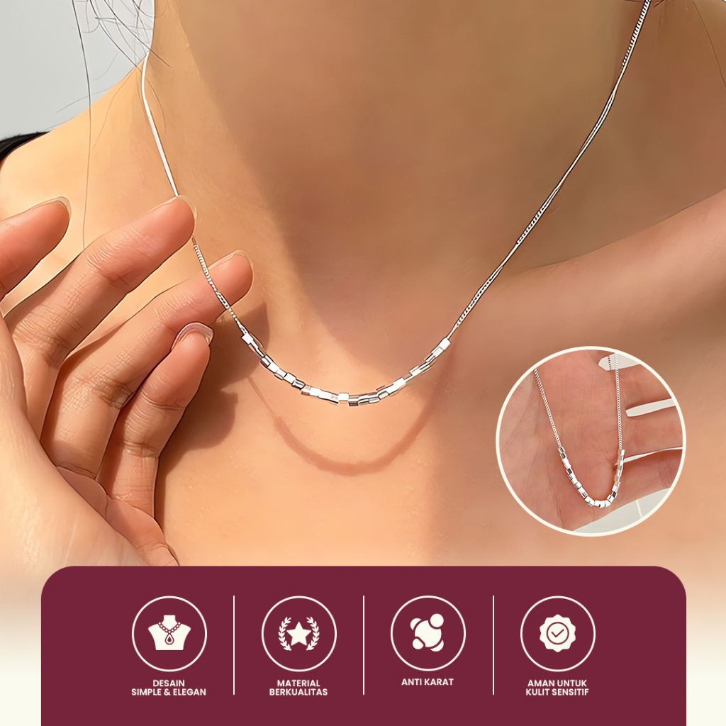 Kalung Rantai Tipis Minimalis dengan Aksen Bar Geometris