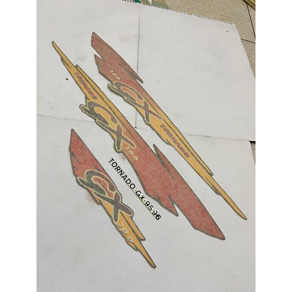 STRIPING STIKER LIST BODY SUZUKI TORNADO GX TAHUN 1995 1996 ORIGINAL ORI ASLI