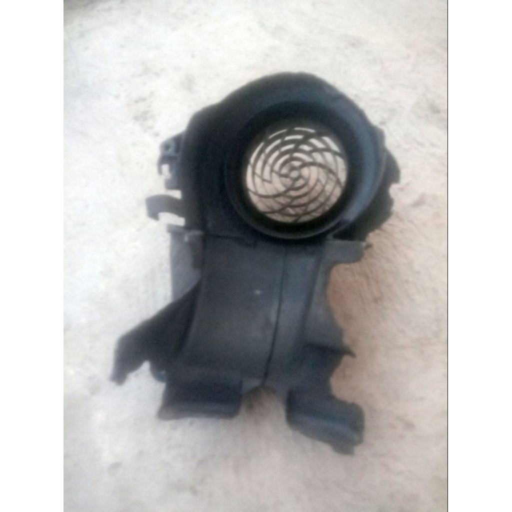 Tutup Mesin Magnet Honda Beat karbu original copotan