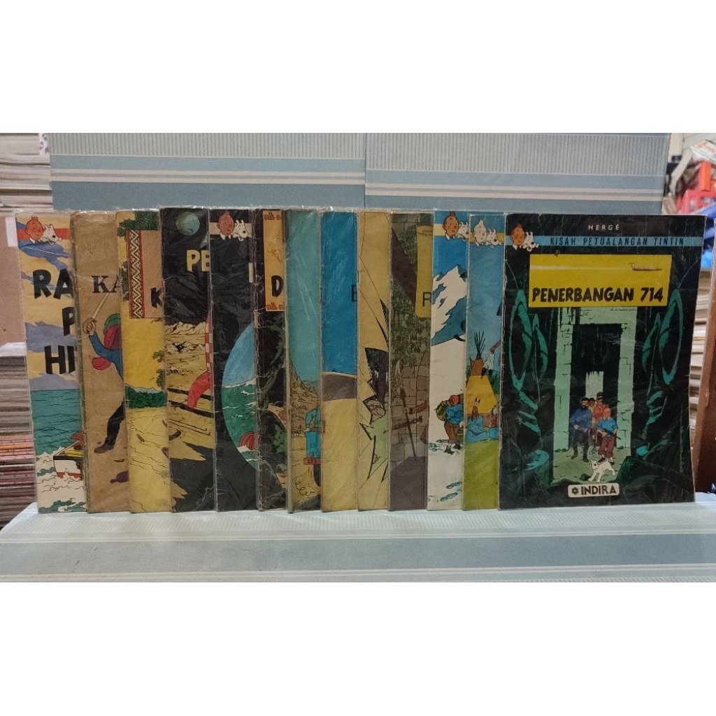 Komik cergam petualangan tintin ukuran lebar indira