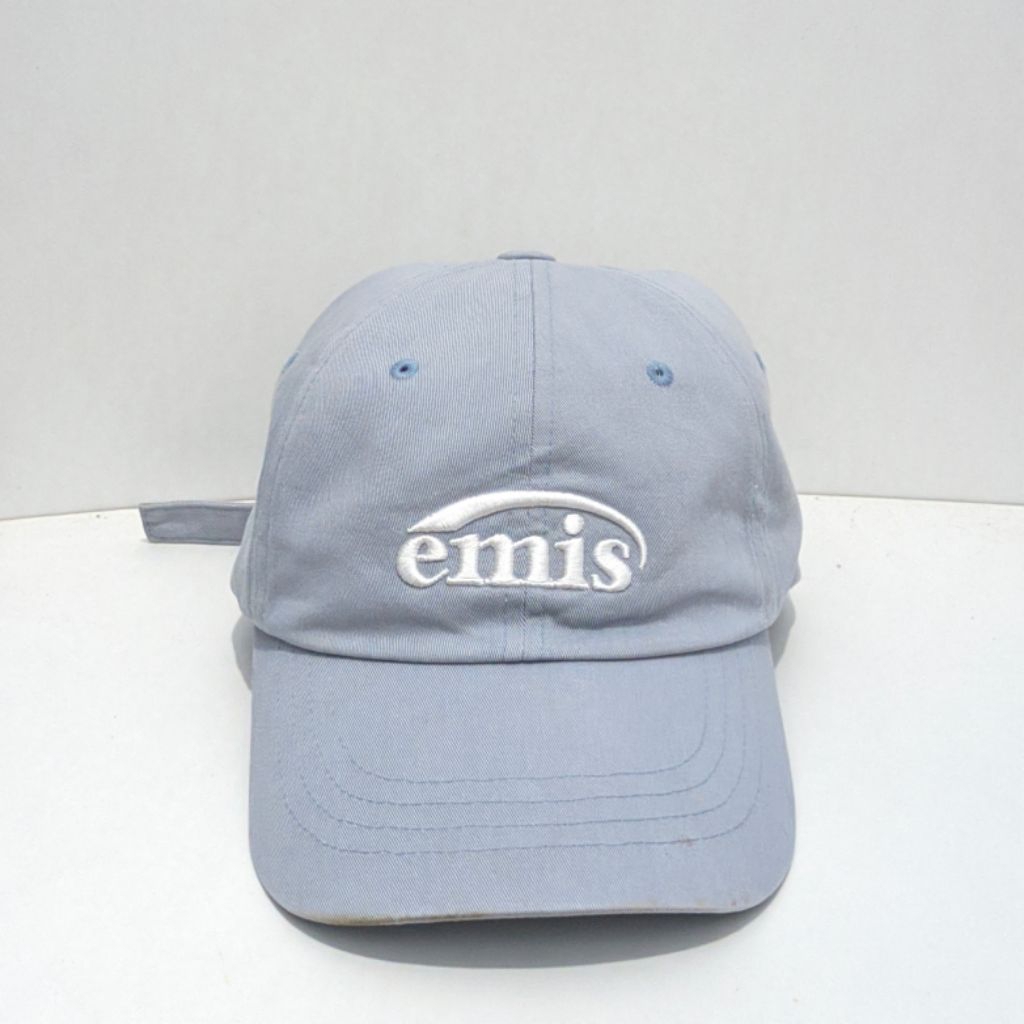 Topi Emis Light Blue