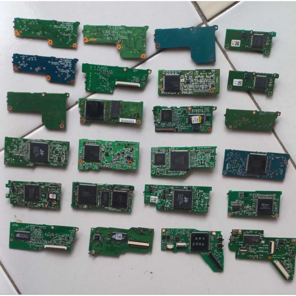 PCB DVD LAPTOP IDE dan SATA
