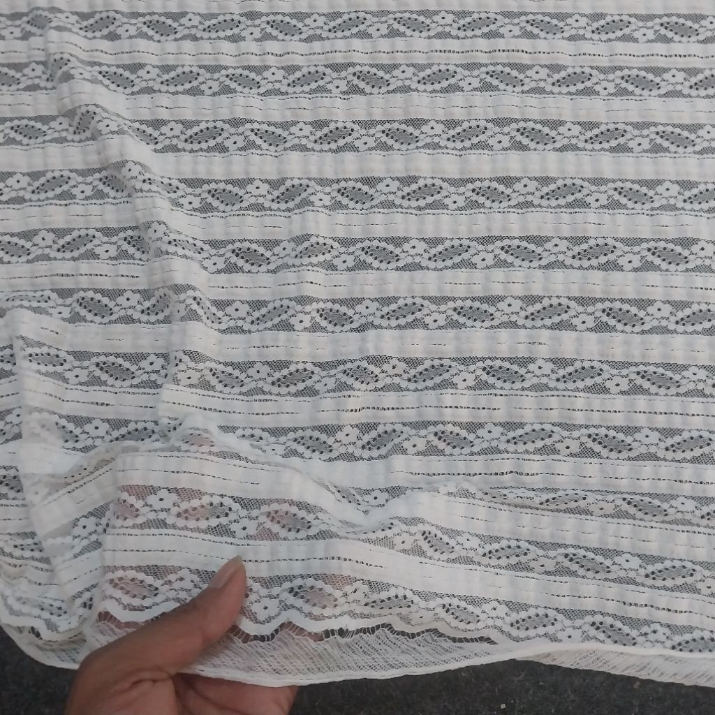 KAIN/BAHAN BRUKAT STRETCH/SALUR/BRUKAT KEBAYA