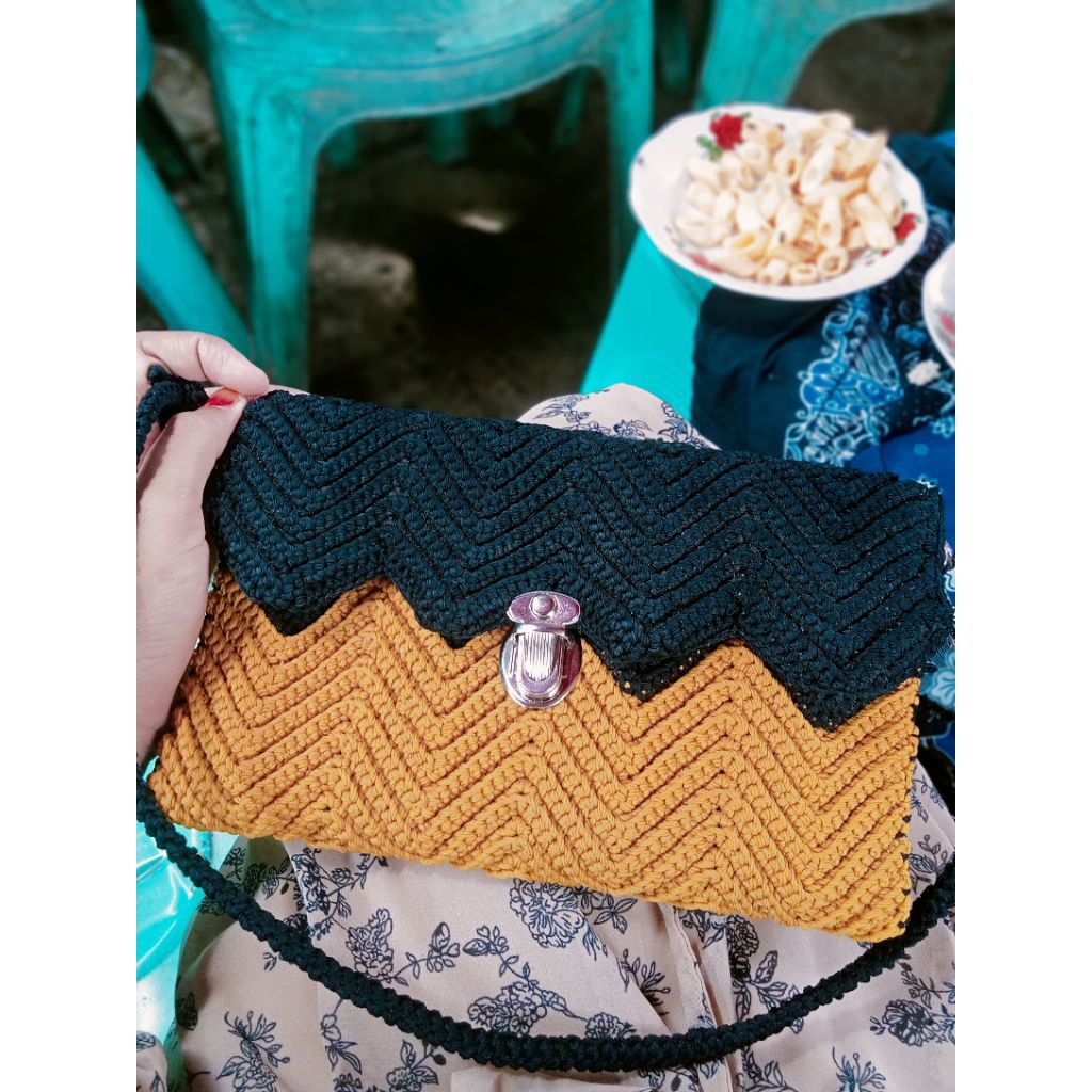 Dompet / Tas Rajut Motif Zig zag/ Dompet Rajut Pesta
