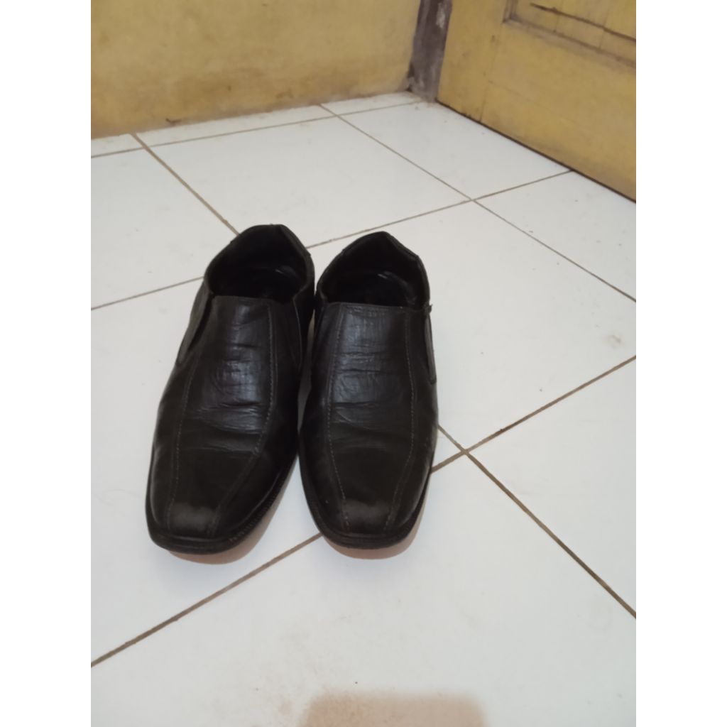 sepatu kulit original second size 39-40