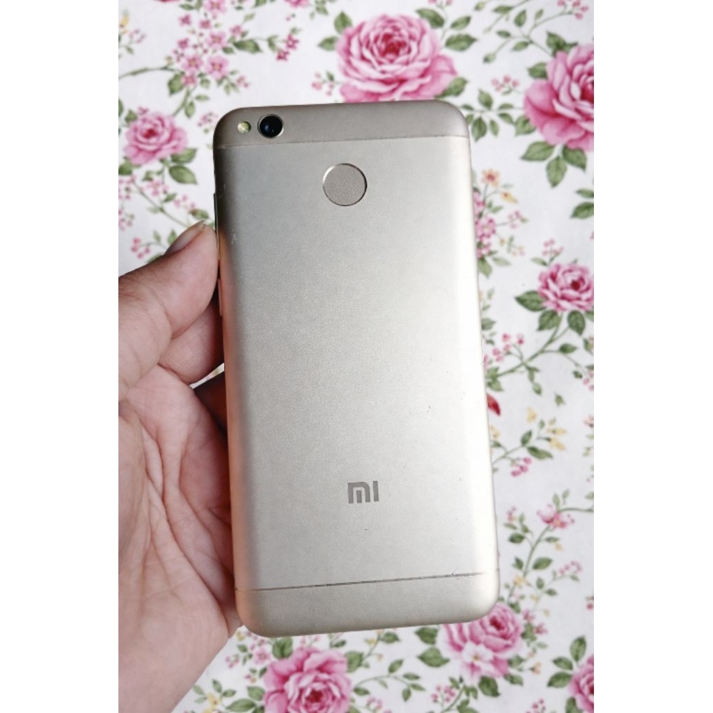 XIAOMI REDMI 4X 2/16 GB . SECOND ORIGINAL .