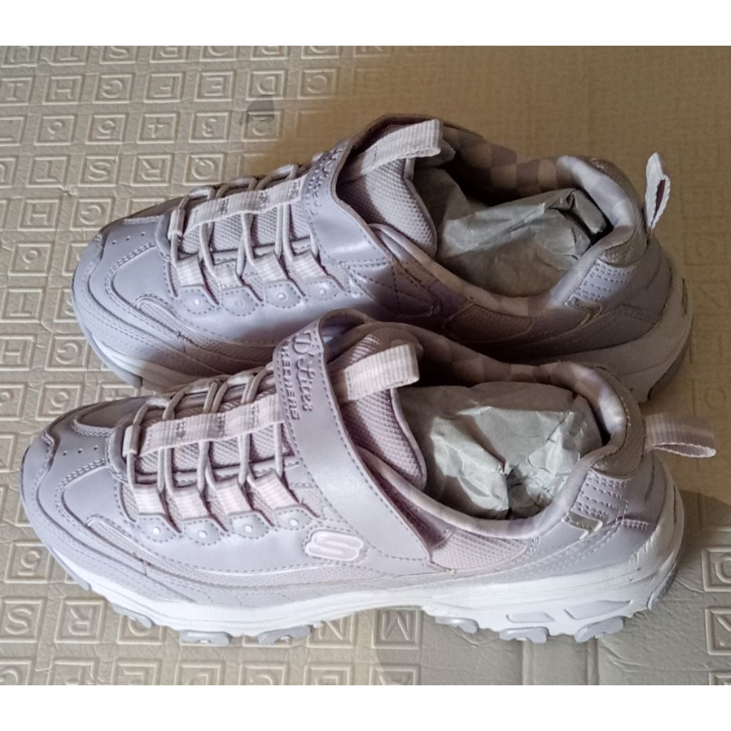 [Preloved] Sepatu Skechers D'lites Lavender Size 36