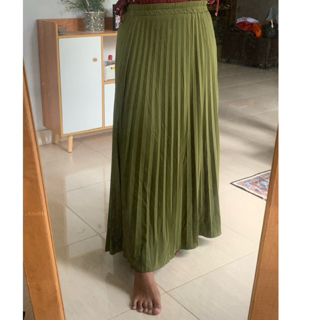 rok plisket hijau army