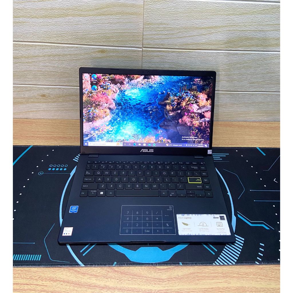 Asus vivobook E410MA //Intel celeron n4020 //Ram 4gb ddr4 //Ssd 256gb //Intel uhd graphics 600