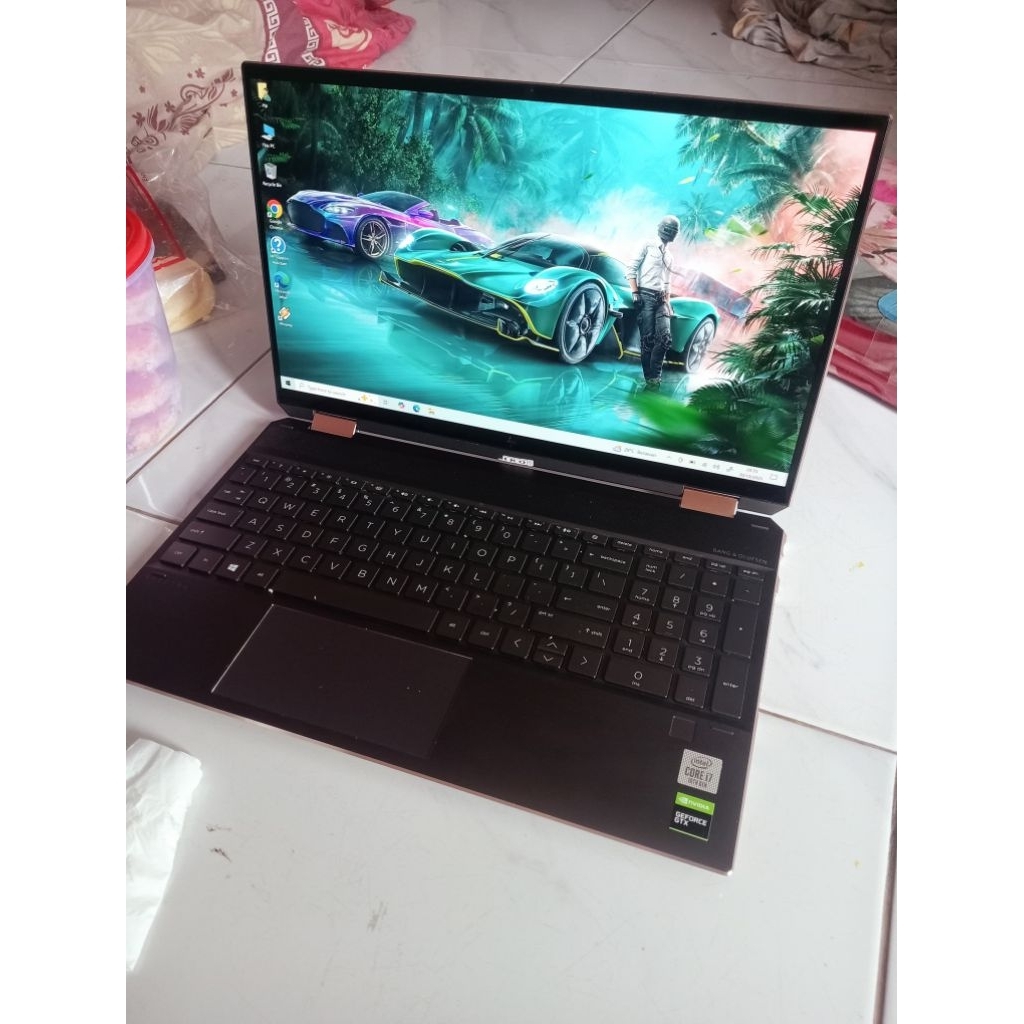 hp specter x360 i7 gen10 GTX 1650Ti Max q UHD 4k