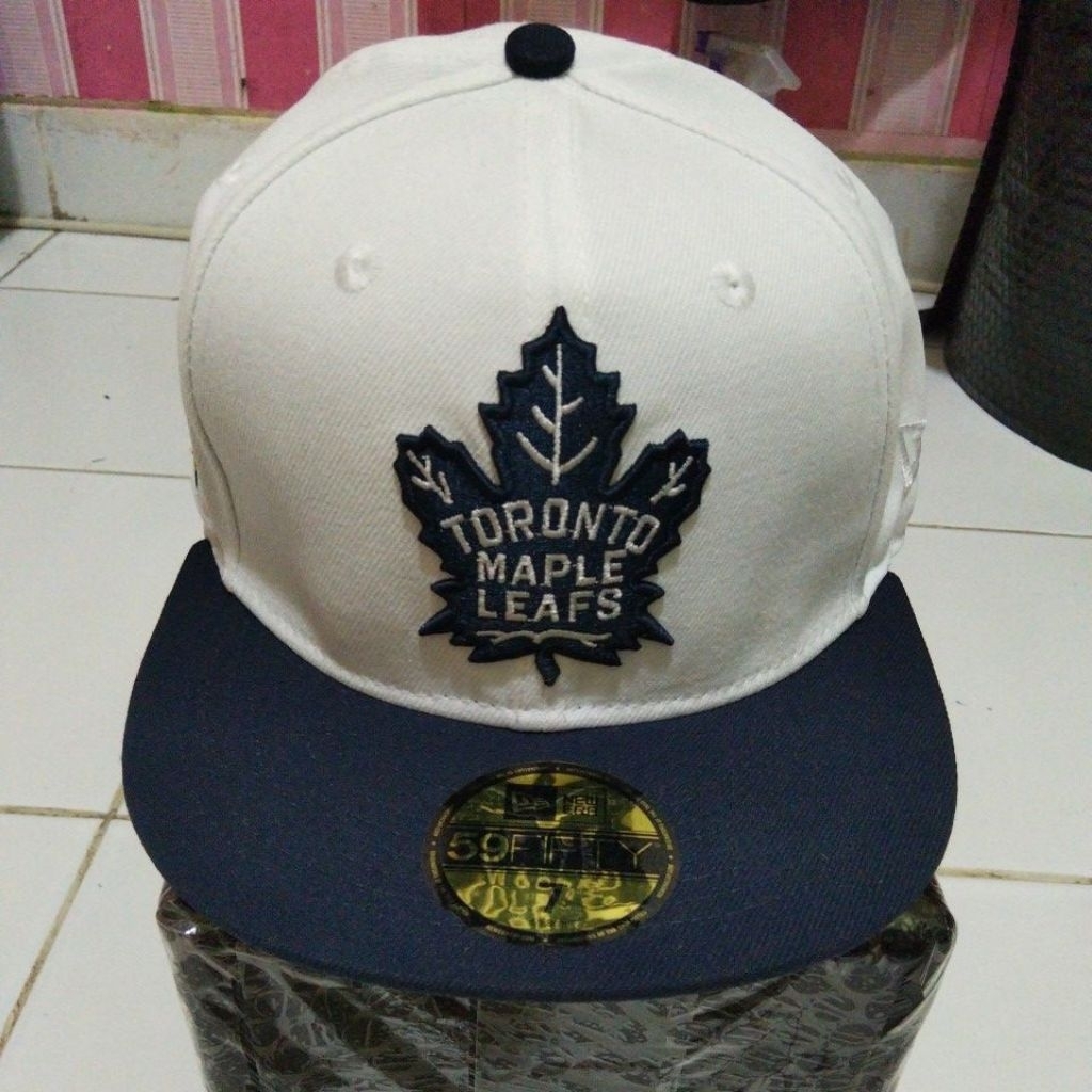 New Era Cap Fitted NHL Toronto Maple Leafs