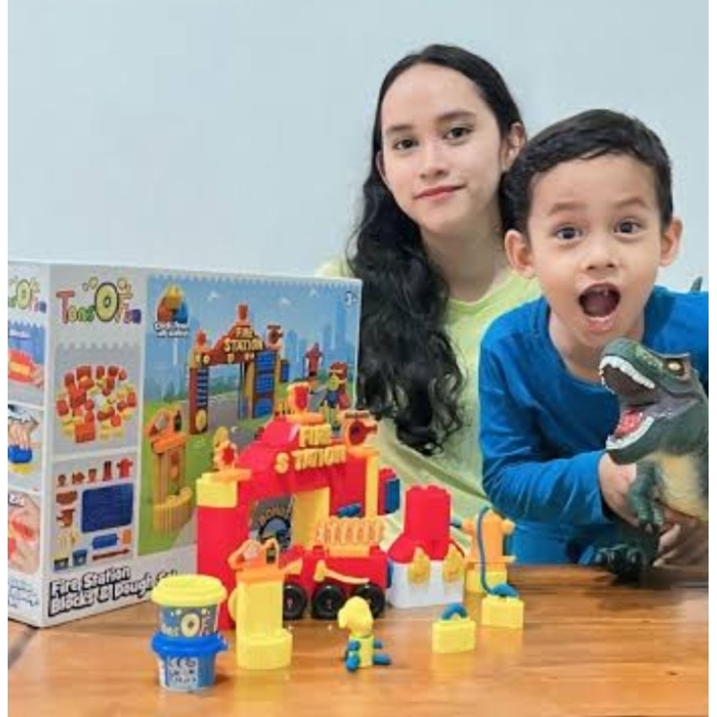[ORIGINAL KIDZ STATION] TONS O FUN KIDZ STATION POLICE RESCUE BLOCKS & DOUGH SET FIRE STATION MAINAN