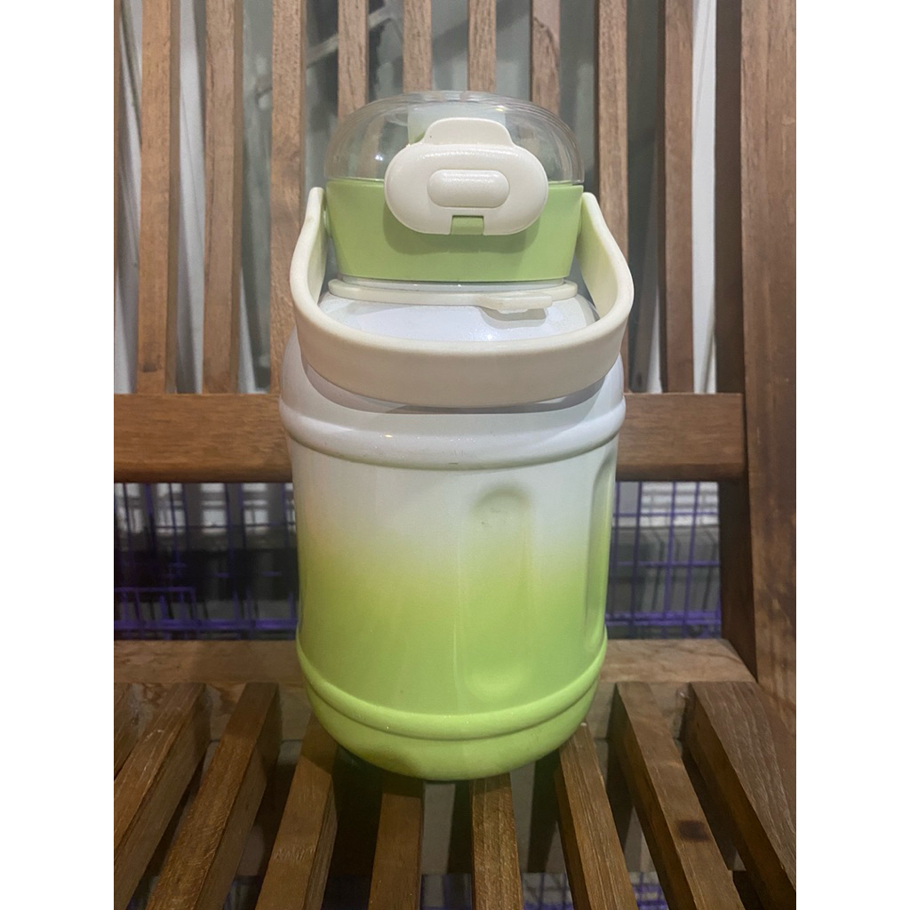 Tumbler air minum (vacuum bottle) 1,2 liter