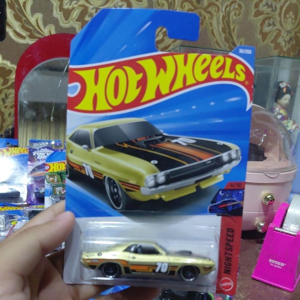 Hot Wheels Dodge Charger Challenger