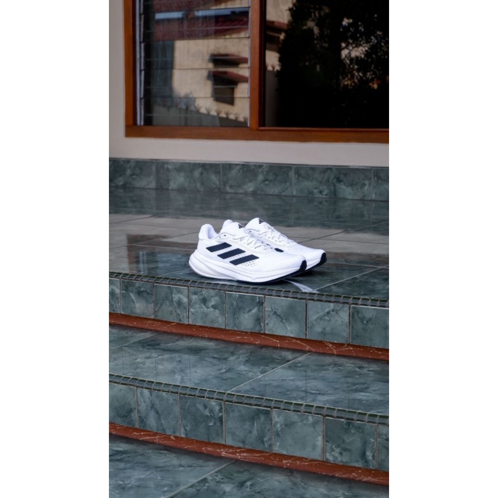 Adidas response super white IG1420