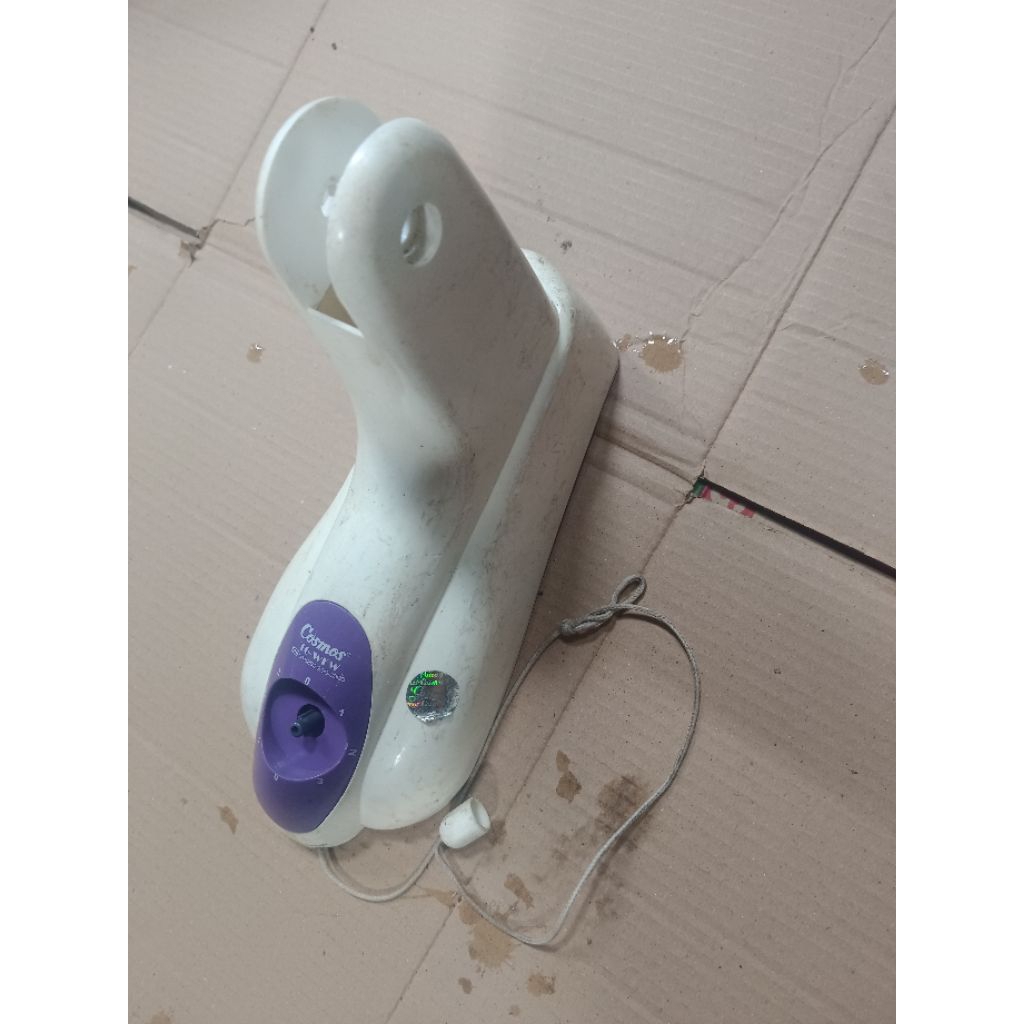 BODY TEMPEL KIPAS ANGIN COSMOS DINDING BEKAS PAKAI