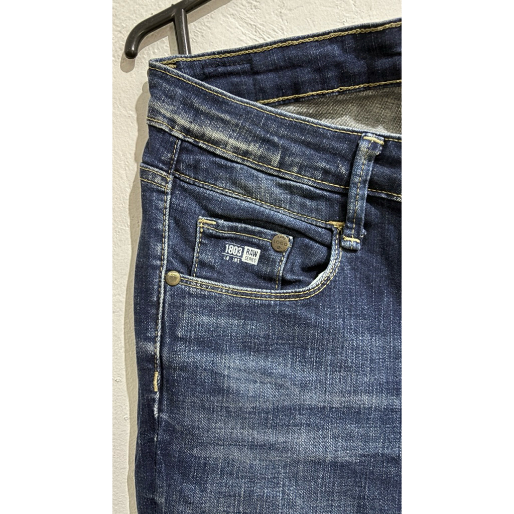 prelove logo jeans
