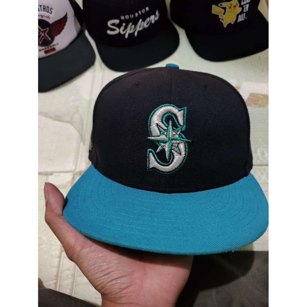 Seattle Mariners Topi New Era Seattle Mariners size 7 3/8 minus warna pading