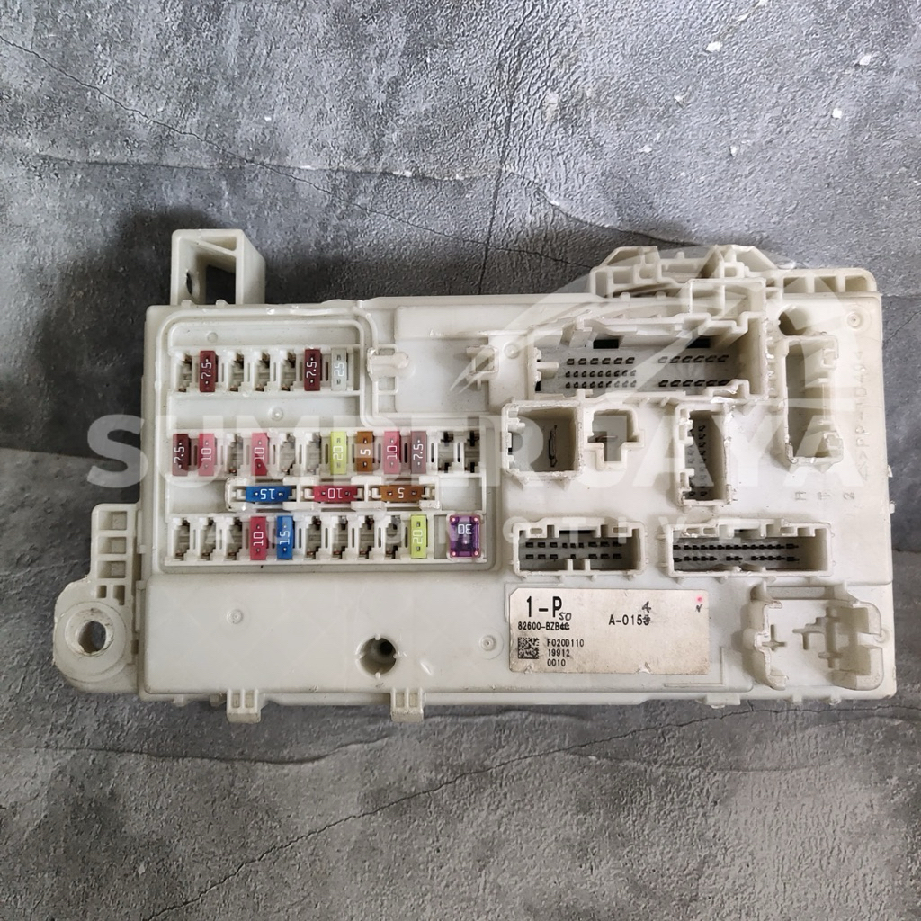BOX SEKRING FUSE BOX BCM DAIHATSU GRANMAX GRANDMAX GRAND GRAN MAX ORIGINAL 82600-BZB40 82600-BZB41 B