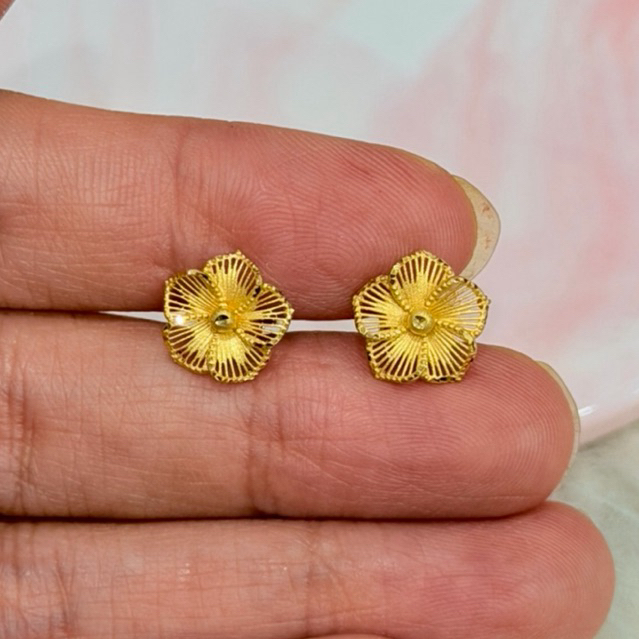 giwang bunga kerawang simple elegant emas asli kadar 700