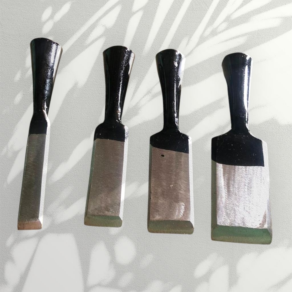 tatah pahat//tatah kayu//tatah bobok//tatah baja//tatah 1set isi 4 pcs superr tajam