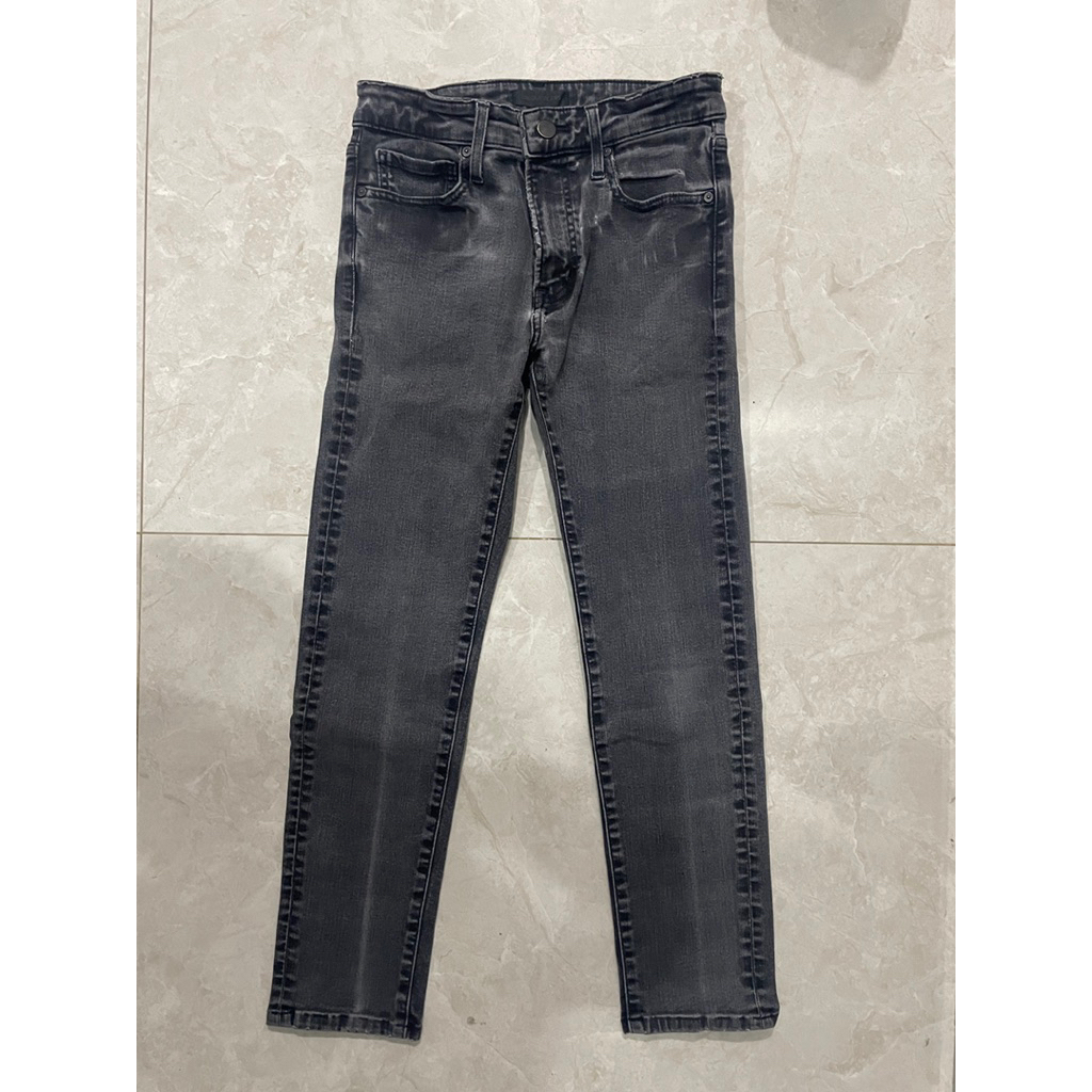 Celana Skinny Jeans Jeans Uniqlo Hitam Preloved