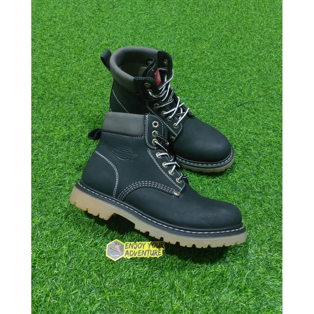 sepatu boots dickies size 40