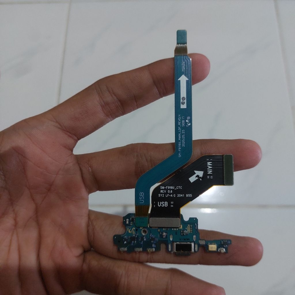 Konektor Charger dan Fleksibel Samsung Z Fold 2 Original Copotan