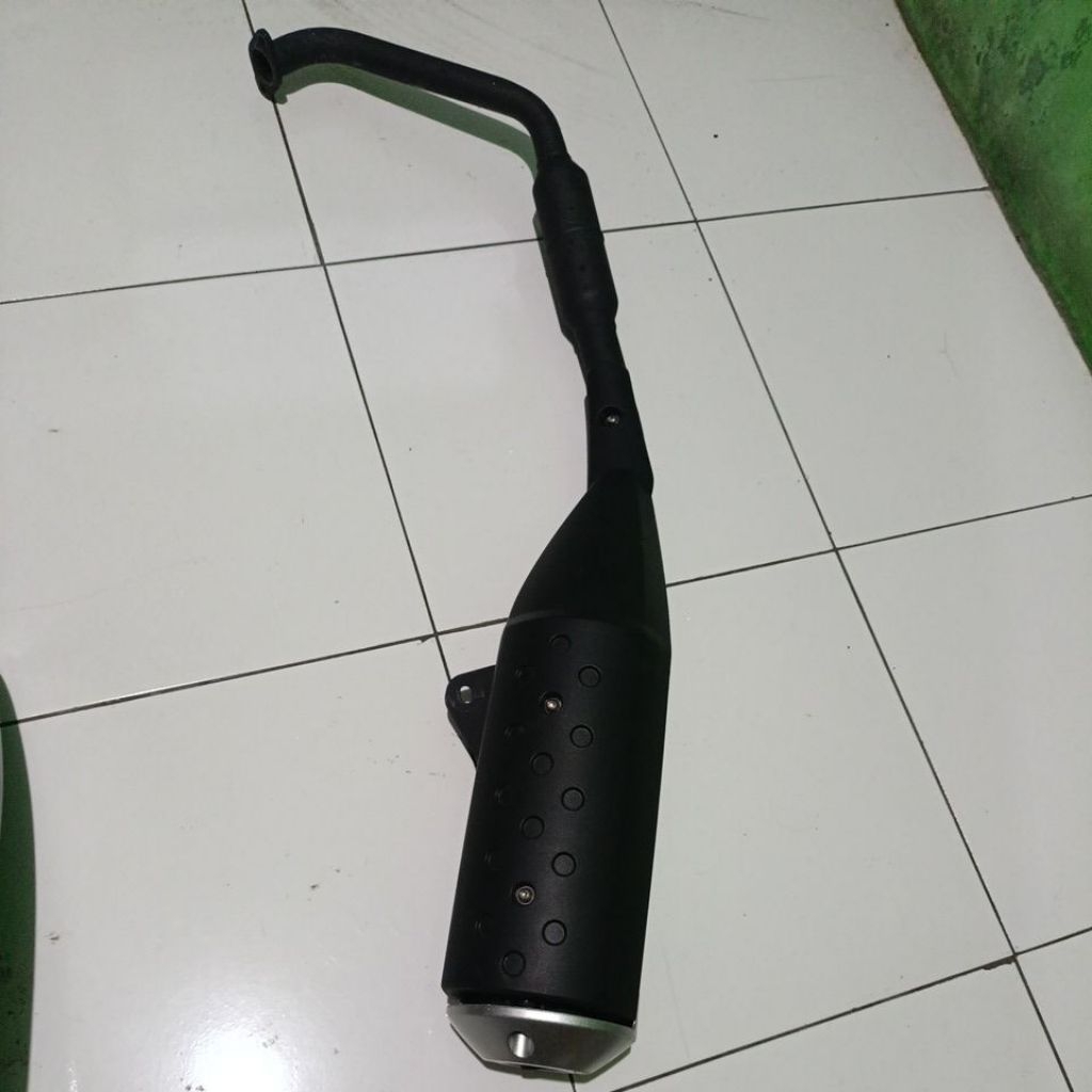 Knalpot standar original motor yamaha XSR 155